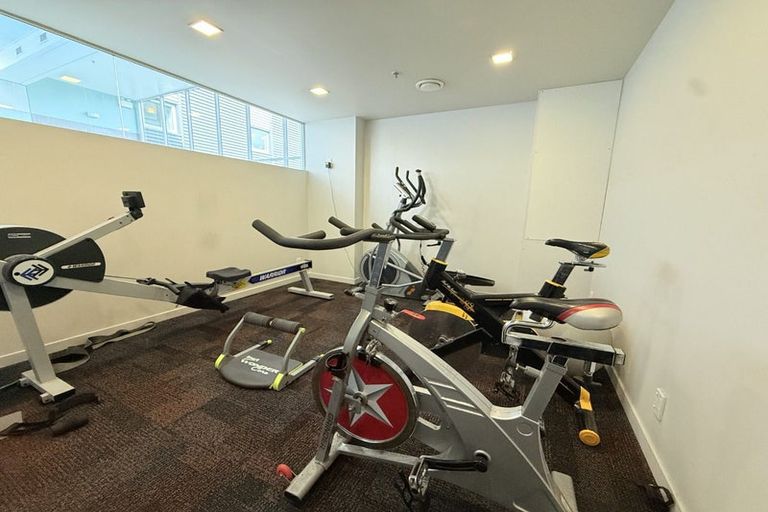 Photo of property in Montreaux Apartments, 3f/164 The Terrace, Wellington Central, Wellington, 6011