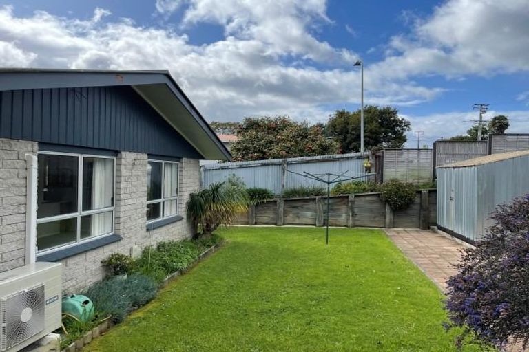 Photo of property in 1/15 Tuthill Street, Gate Pa, Tauranga, 3112