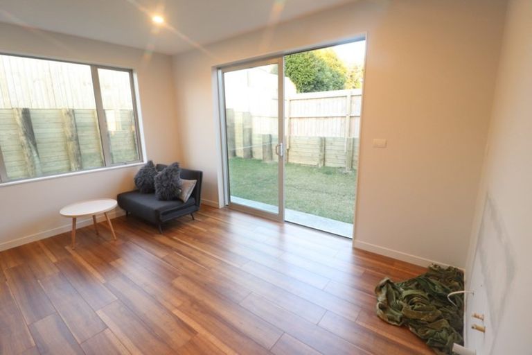 Photo of property in 8a Albany Highway, Greenhithe, Auckland, 0632