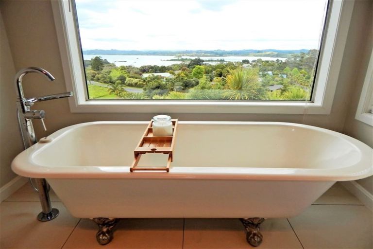 Photo of property in 204 Rangitane Road, Kerikeri, 0294
