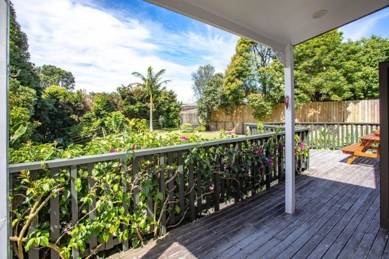 Photo of property in 115 Onemana Drive, Onemana, Whangamata, 3691