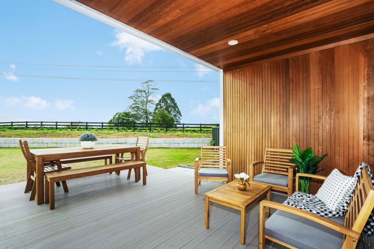 Photo of property in 62 Pioneer Road, Pokeno, 2471