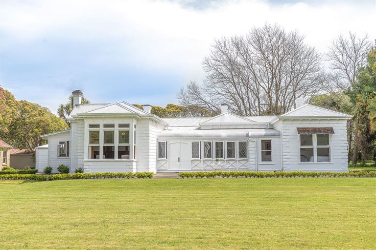 Photo of property in Wairoma, 537 Wellington Road, Marton, 4710