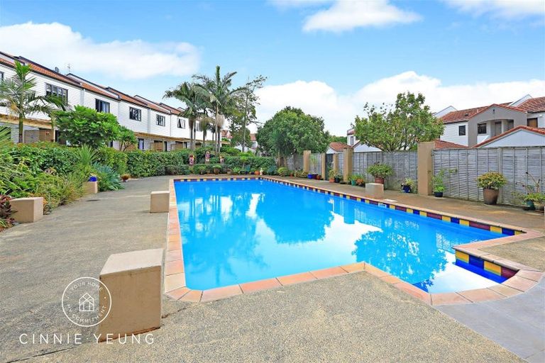 Photo of property in 34/21 Armoy Drive, East Tamaki, Auckland, 2016