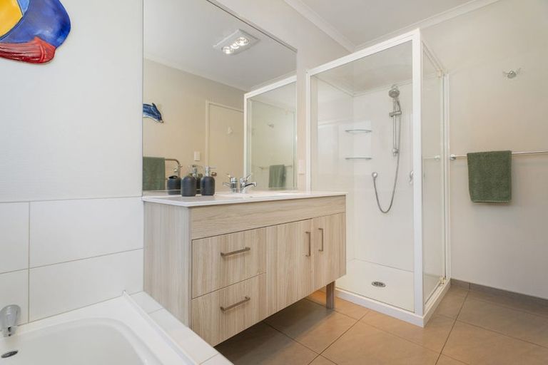 Photo of property in 8 Acacia Court, Whitianga, 3510