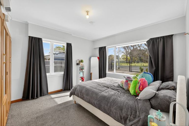 Photo of property in 370 Keyes Road, New Brighton, Christchurch, 8083