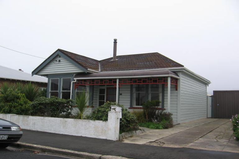 Photo of property in 74 Atkinson Street, South Dunedin, Dunedin, 9012