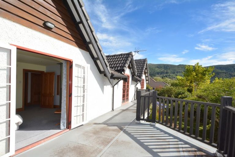 Photo of property in 1 Hadley Close, Glenleith, Dunedin, 9010