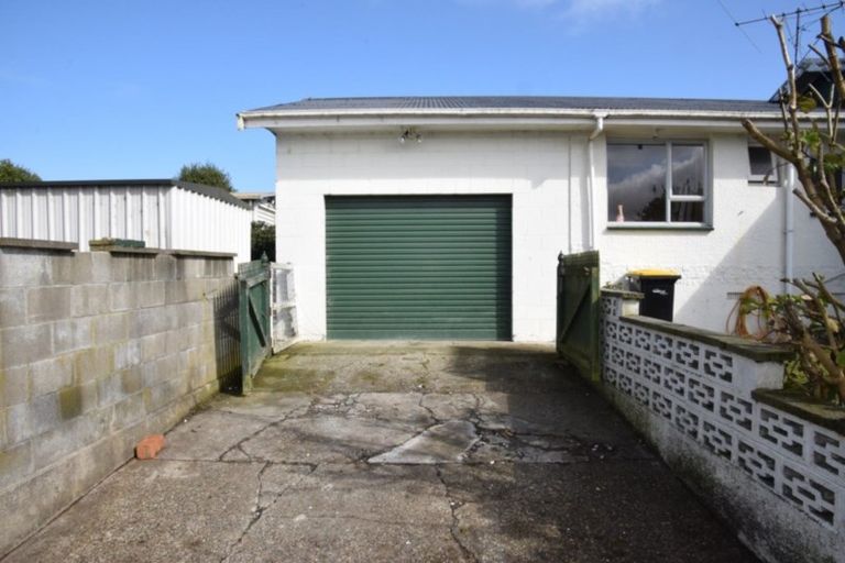 Photo of property in 75 Mcquarrie Street, Kingswell, Invercargill, 9812