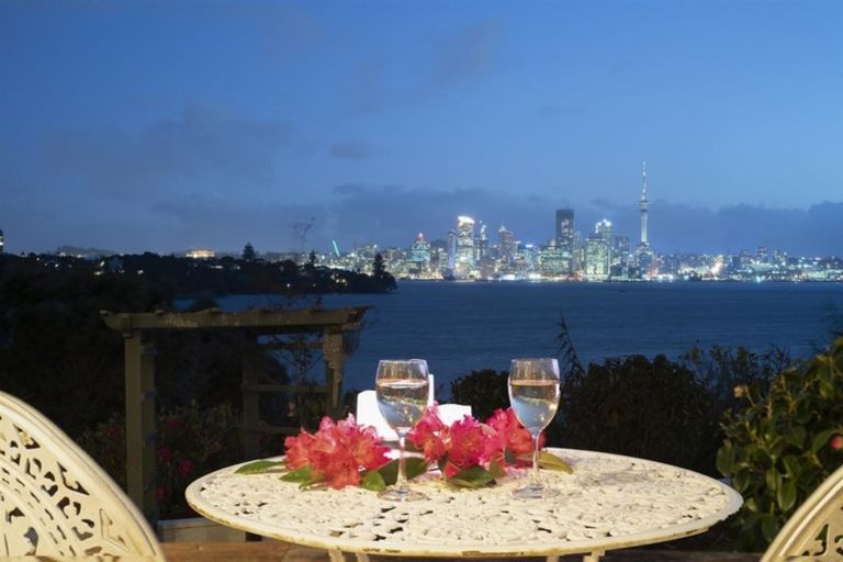 Photo of property in 31a Norwood Road, Bayswater, Auckland, 0622