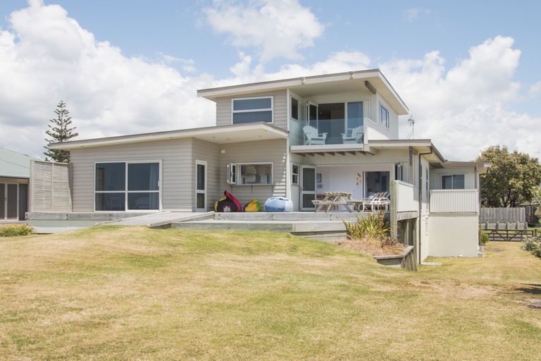 Photo of property in 73 Shaw Road, Waihi Beach, 3611