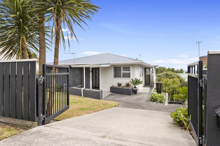 Photo of property in 426 Devon Street West, Lynmouth, New Plymouth, 4310