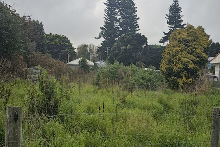 Photo of property in 6 Elizabeth Street, Patea, 4520