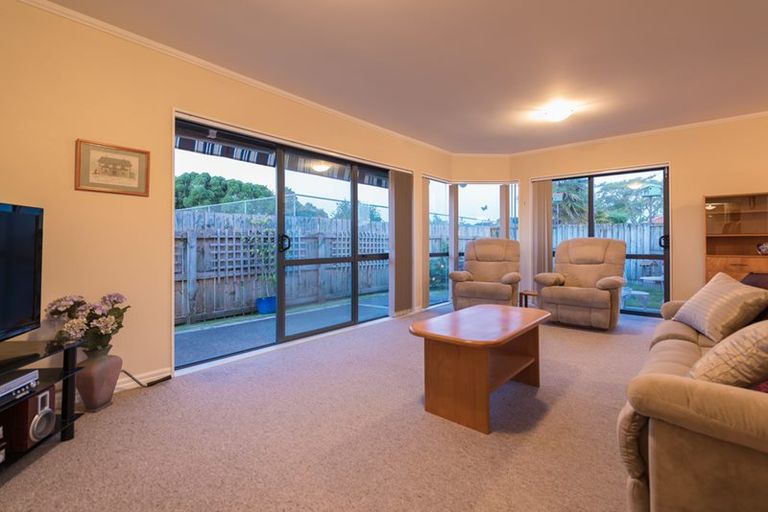 Photo of property in 313 Gravatt Road, Papamoa Beach, Papamoa, 3118