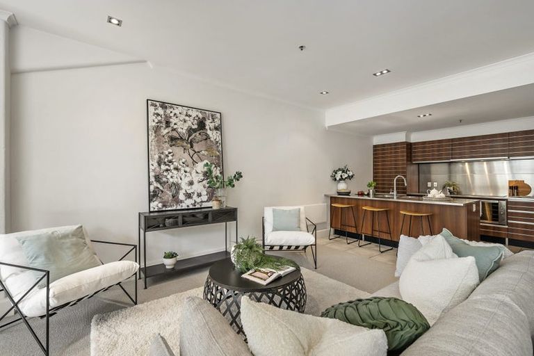 Photo of property in Augusta Apartments, 8/254 Willis Street, Te Aro, Wellington, 6011