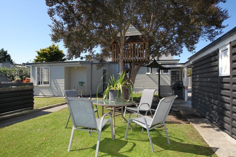 Photo of property in 505 Awatea Street, Akina, Hastings, 4122