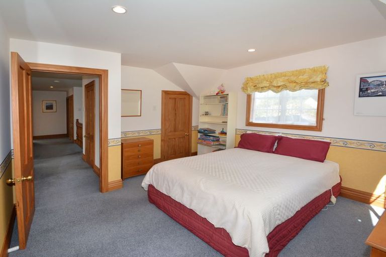 Photo of property in 1 Hadley Close, Glenleith, Dunedin, 9010