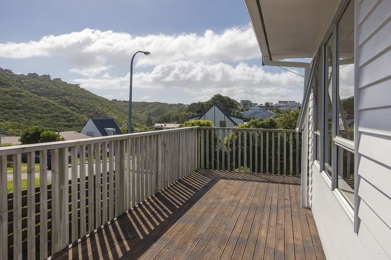 Photo of property in 3 Colorado Grove, Brooklyn, Wellington, 6021