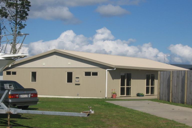 Photo of property in 158 The Fairway, Matarangi, Whitianga, 3592