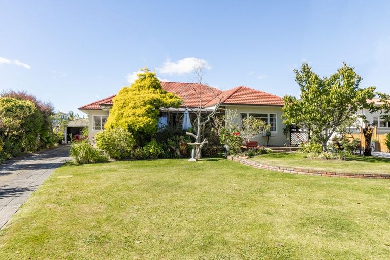 Photo of property in 6 Ypres Street, Greenmeadows, Napier, 4112