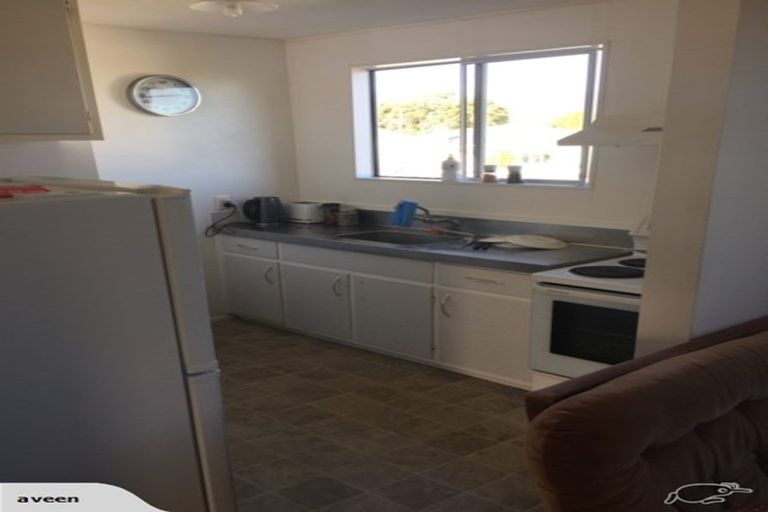 Photo of property in 17 Pirie Crescent, Moera, Lower Hutt, 5010