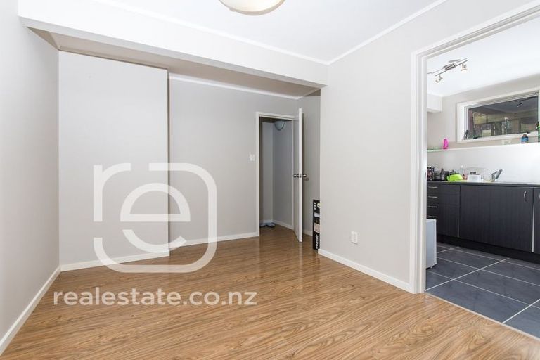 Photo of property in 50 Regency Place, Sunnynook, Auckland, 0632