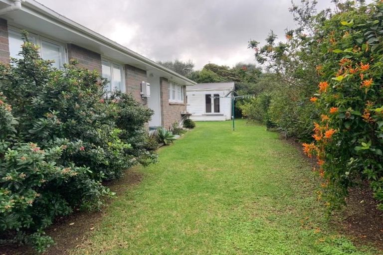 Photo of property in 15 Taotahi Walk, Ruakaka, 0116