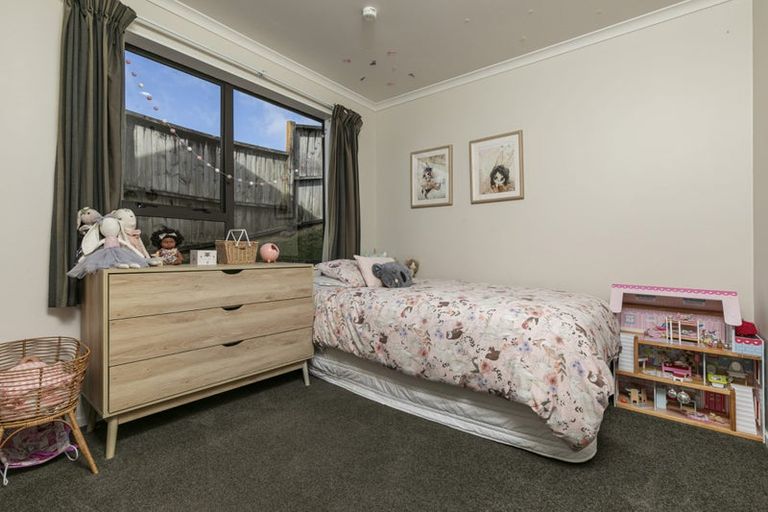 Photo of property in 49 Carillon Place, Massey, Auckland, 0614