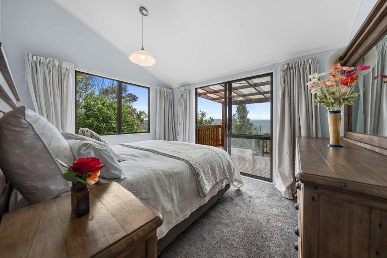 Photo of property in 321 Wairere Road, Waitakere, Henderson, 0782