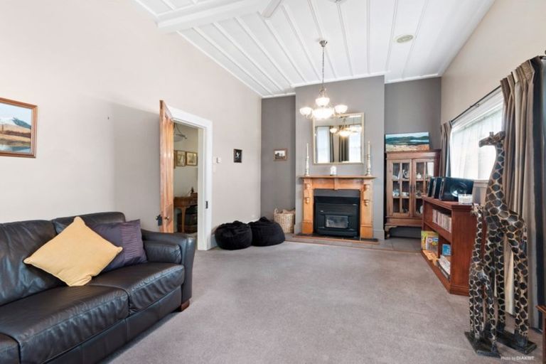 Photo of property in 55d Colombo Road, Waiuku, 2123