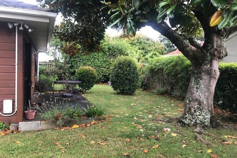 Photo of property in 1/66 Queens Grove, Hutt Central, Lower Hutt, 5010