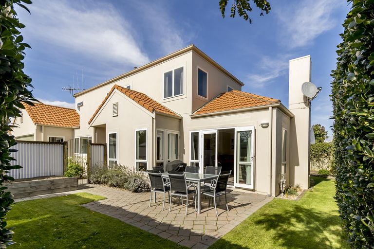 Photo of property in 33b Manawatu Street, Hokowhitu, Palmerston North, 4410