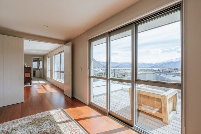 Photo of property in 9 Diamond Lane, Wanaka, 9305