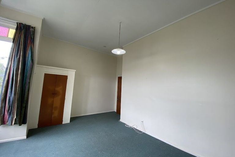 Photo of property in 68 Wright Street, Mount Cook, Wellington, 6021