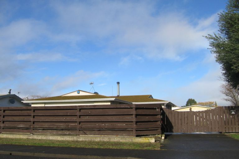 Photo of property in 15 Scarborough Road, Flaxmere, Hastings, 4120