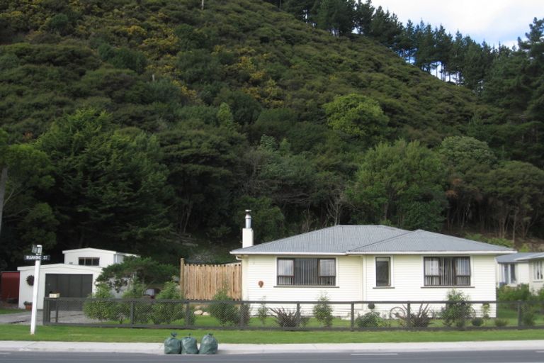 Photo of property in 52 Ruahine Street, Paraparaumu, 5032