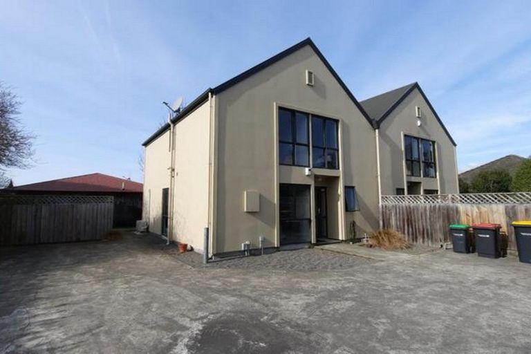 Photo of property in 120b Elizabeth Street, Riccarton, Christchurch, 8041