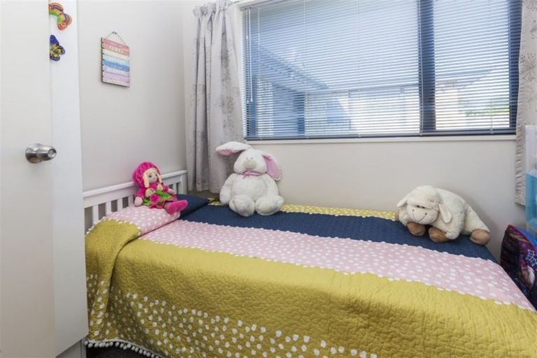 Photo of property in 2d Ferndown Lane, Bromley, Christchurch, 8062