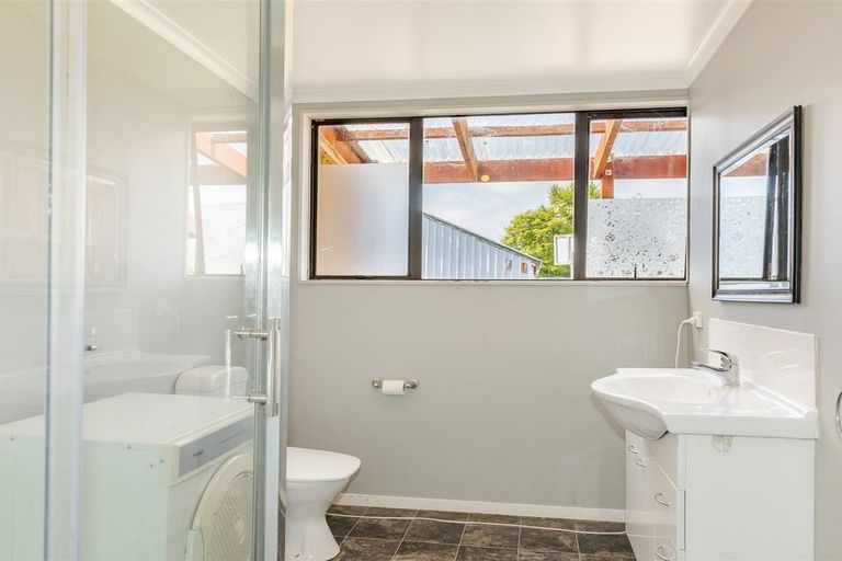 Photo of property in 95 Queen Street, Westport, 7825