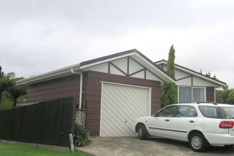 Photo of property in 30 Buccaneer Place, Grenada Village, Wellington, 6037