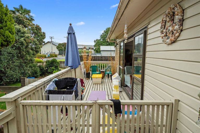 Photo of property in 10 Wilson Road South, Waihi Beach, 3611