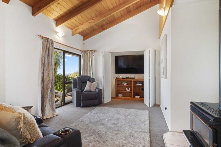 Photo of property in 118 Paparata Road, Bombay, 2675