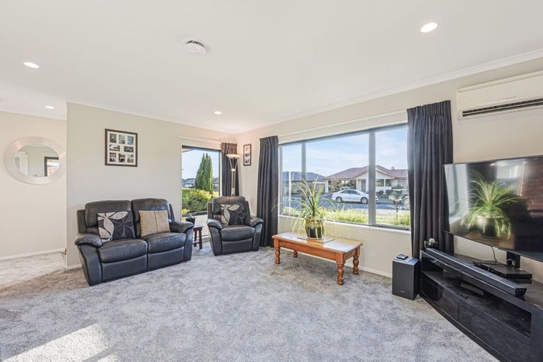 Photo of property in 18 Covent Drive, Stoke, Nelson, 7011