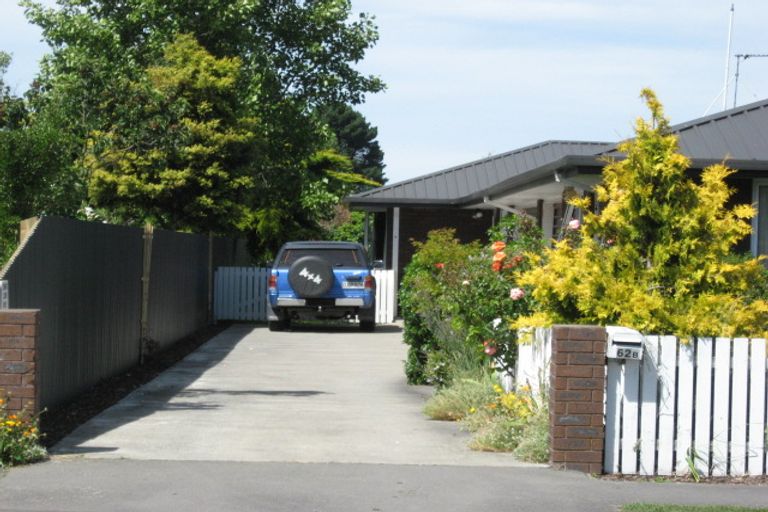 Photo of property in 2/62 Mcgregors Road, Bromley, Christchurch, 8062