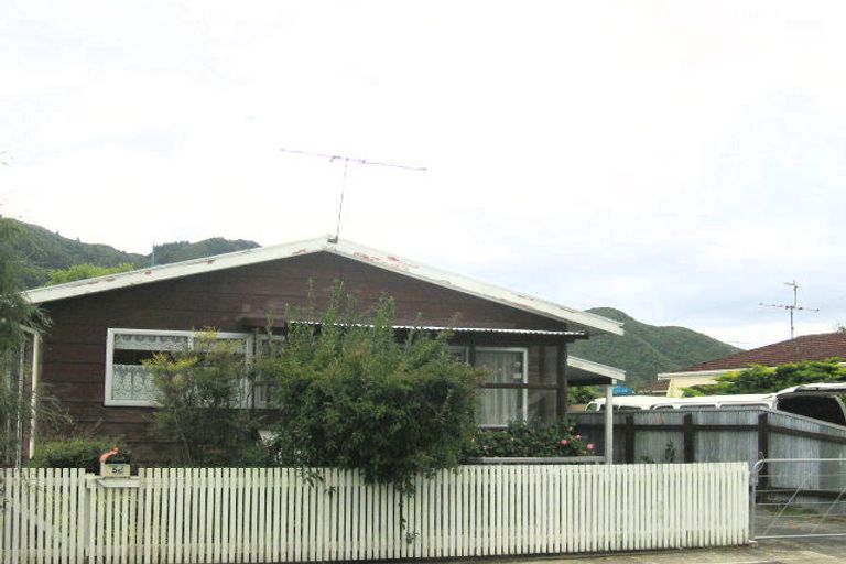 Photo of property in 5a Clouston Park Road, Ebdentown, Upper Hutt, 5018