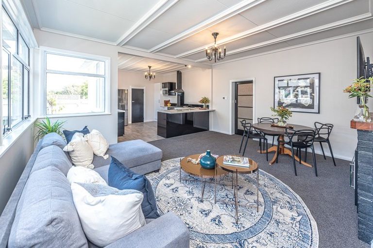 Photo of property in 8 Mason Terrace, Gonville, Whanganui, 4501