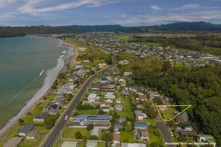 Photo of property in 8 Wai-iti Terrace, Whitianga, 3510