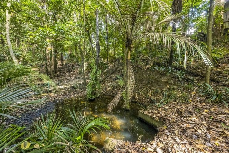 Photo of property in 26 Scenic Drive, Hillpark, Auckland, 2102