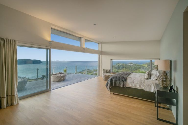 Photo of property in 28 Radar Road, Hot Water Beach, Whitianga, 3591