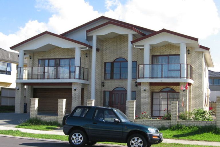 Photo of property in 40 Waimanu Bay Drive, Te Atatu Peninsula, Auckland, 0610